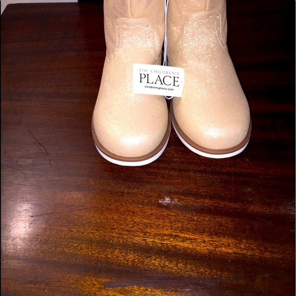 Children's Place Winter Boots & Fashion Gold Glistening Fleece lined NWT sz 2 - Picture 11 of 16